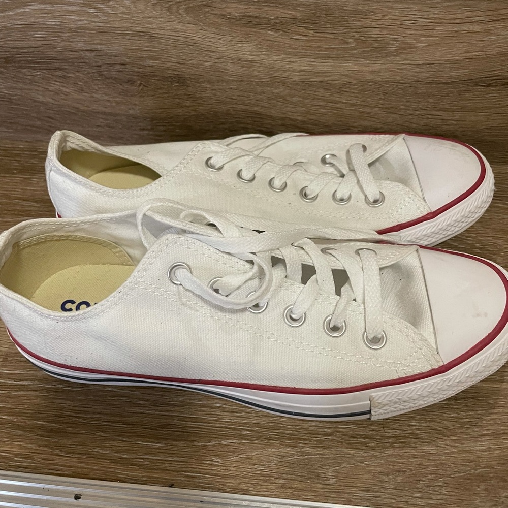 Low top converse